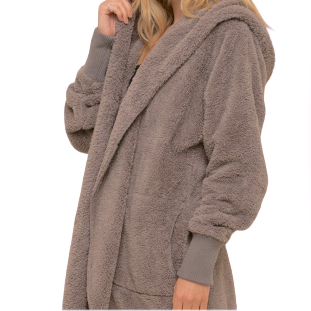 343. Women’s Charcoal Soft Plush Pocketed Hooded Jacket NWT - Picture 2 of 2